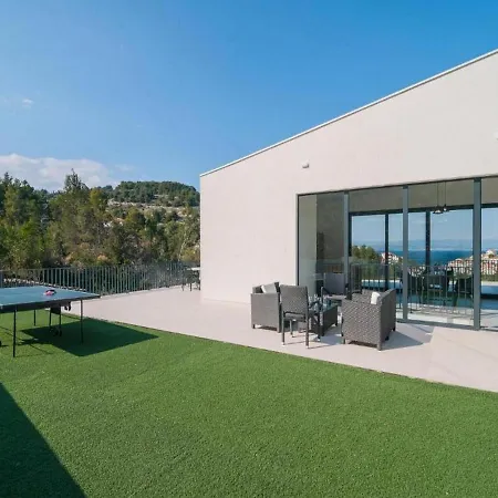 Villa Antonio Stomorska